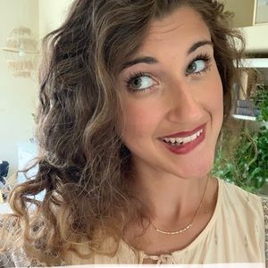 Meet your Posher, Haley